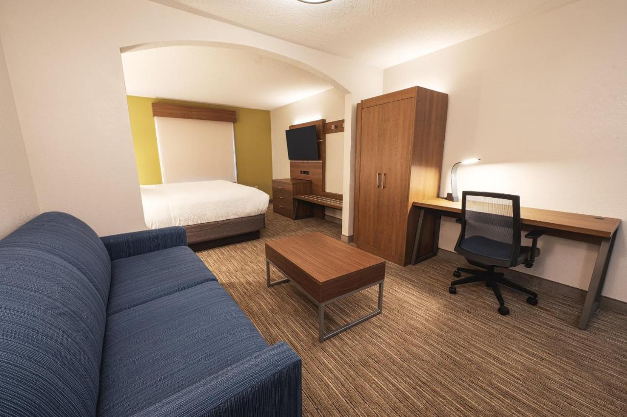 Holiday Inn Express Hotel & Suites Goshen By Ihg Buitenkant foto