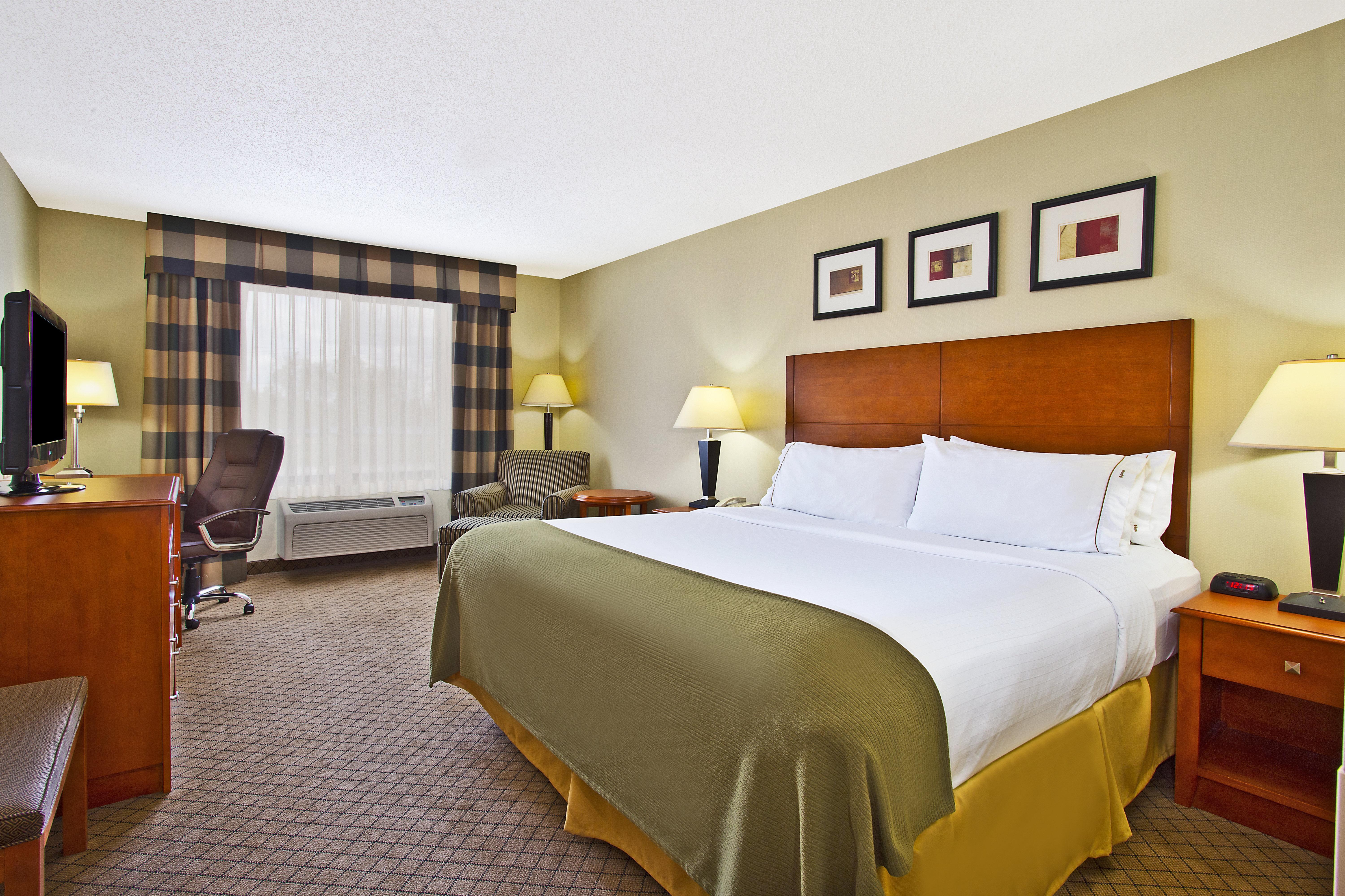 Holiday Inn Express Hotel & Suites Goshen By Ihg Buitenkant foto