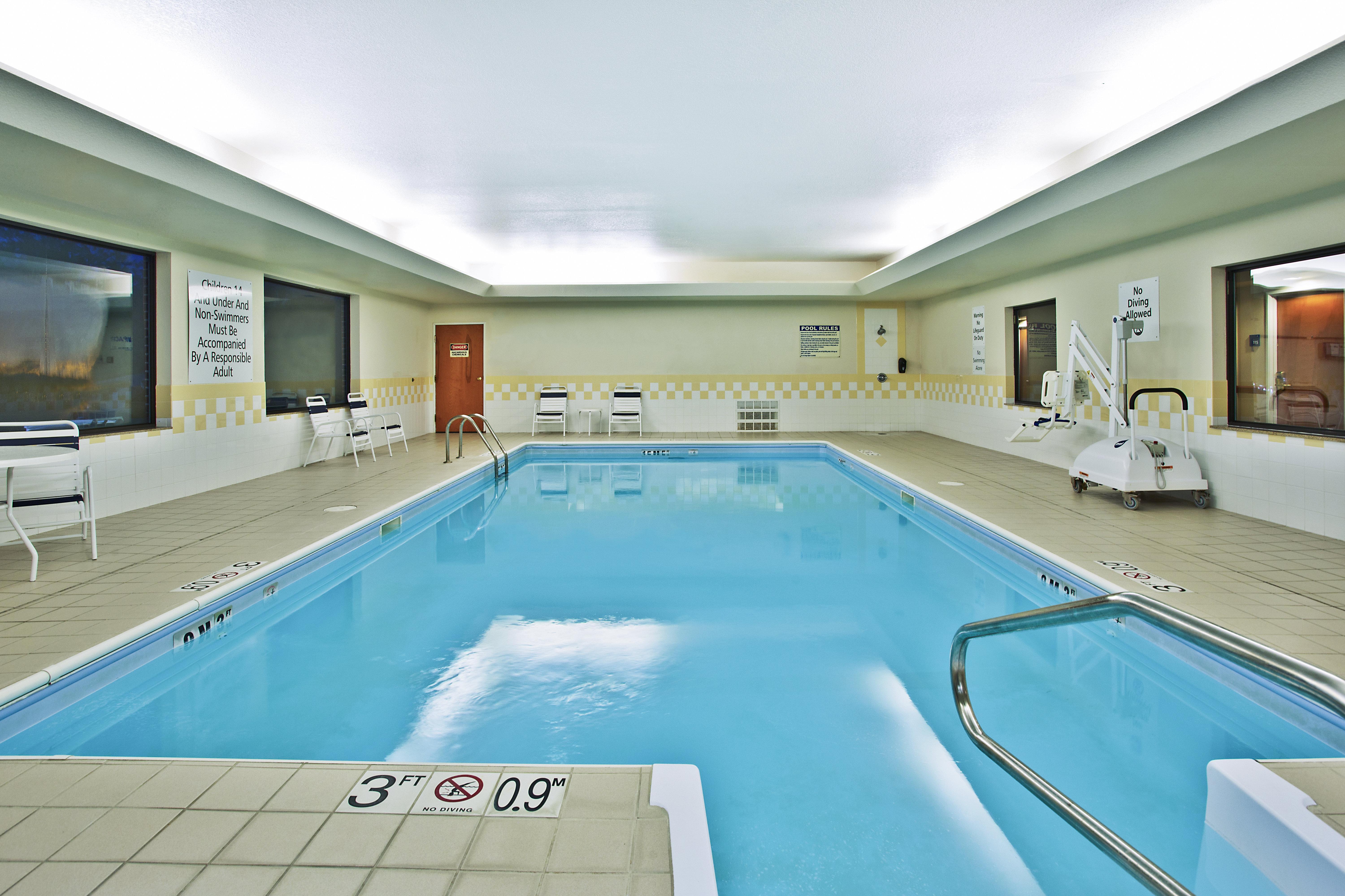 Holiday Inn Express Hotel & Suites Goshen By Ihg Buitenkant foto