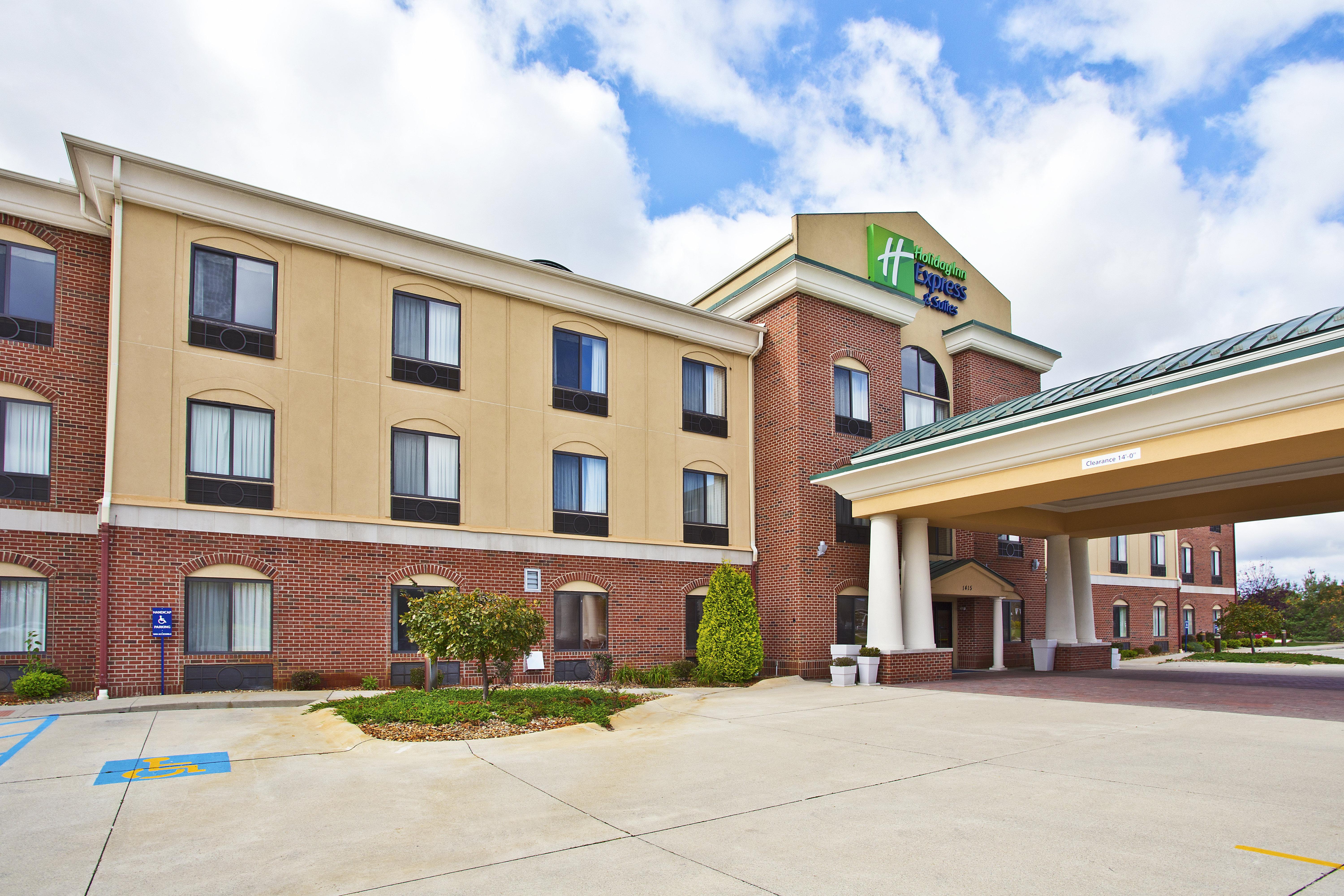 Holiday Inn Express Hotel & Suites Goshen By Ihg Buitenkant foto