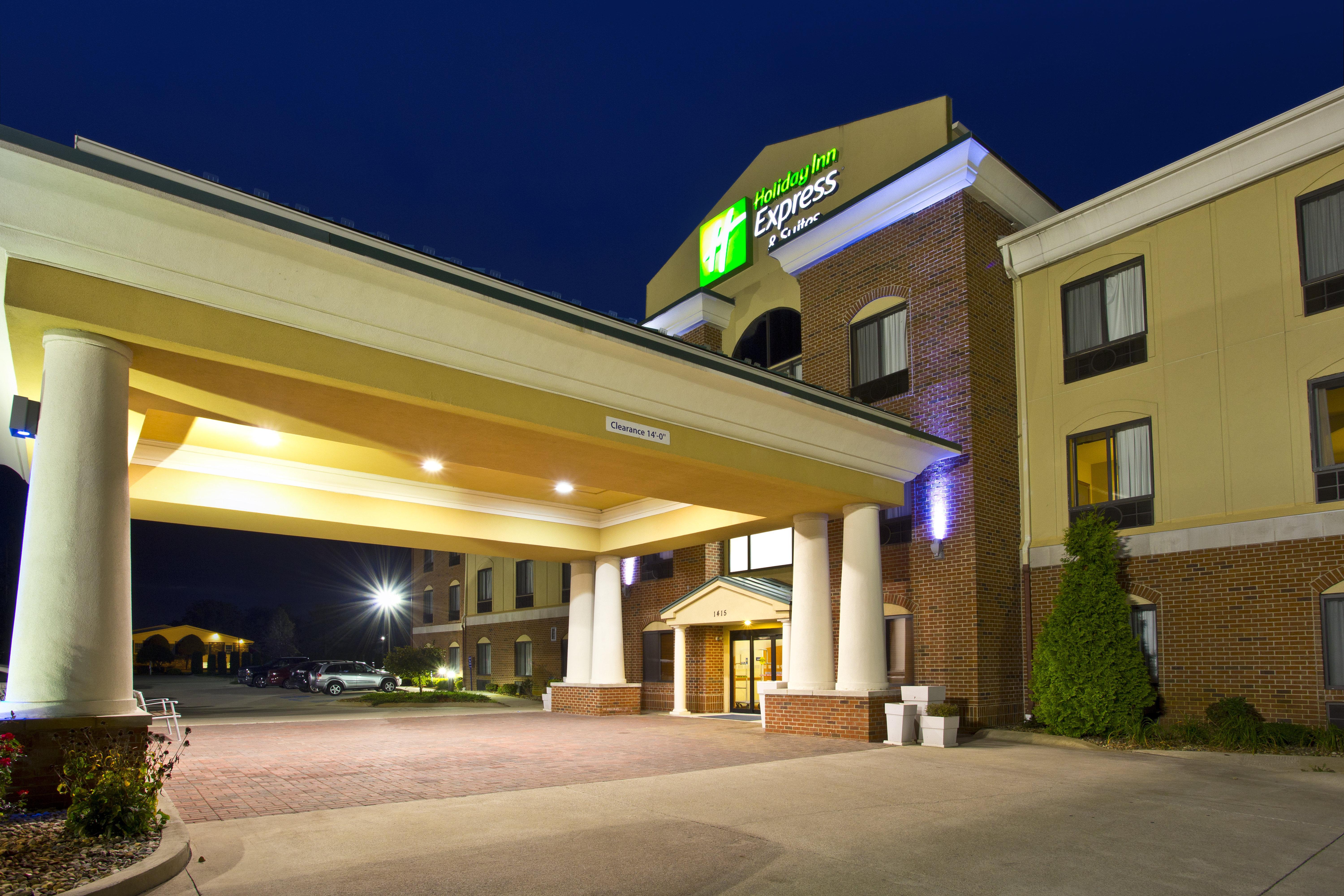 Holiday Inn Express Hotel & Suites Goshen By Ihg Buitenkant foto