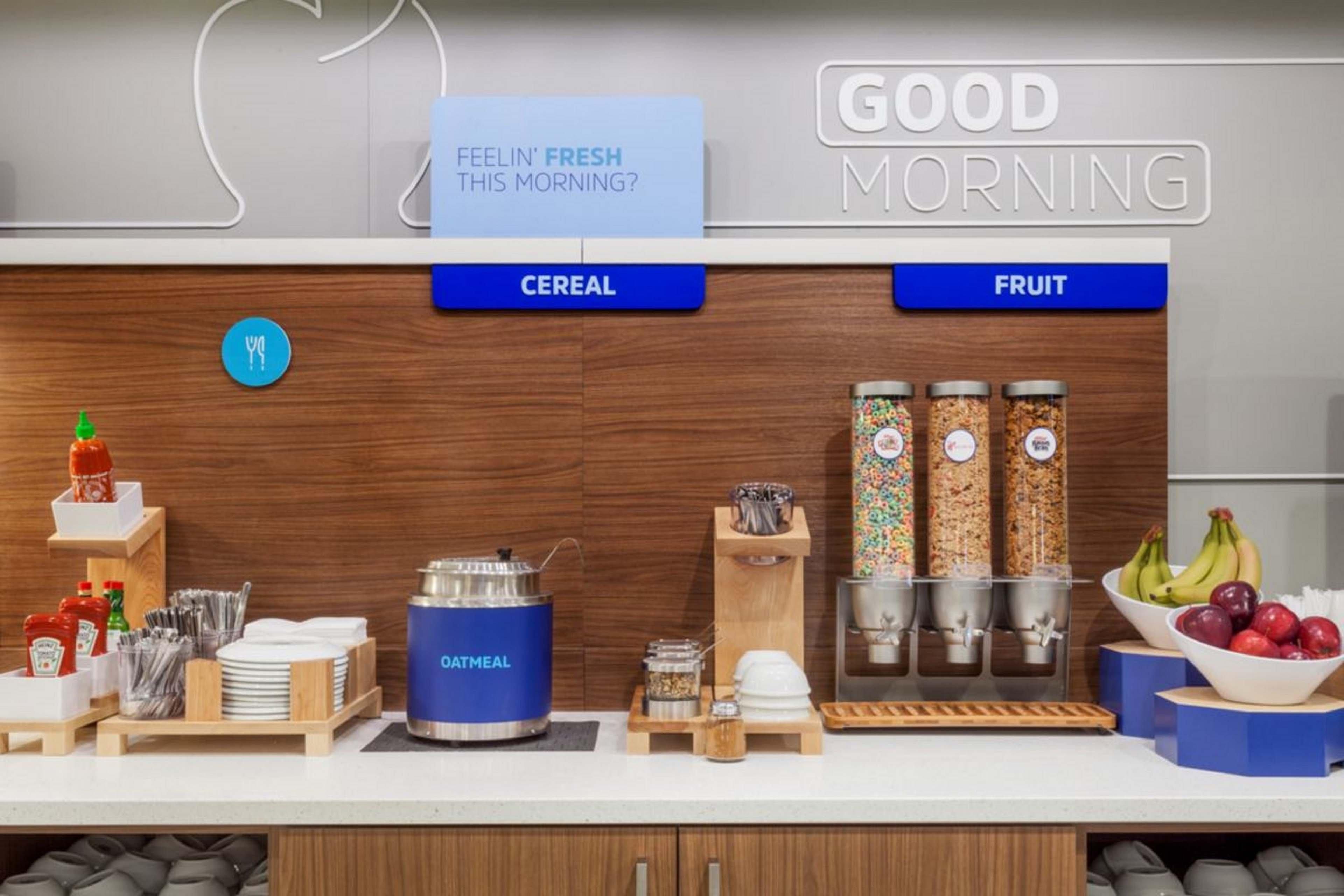Holiday Inn Express Hotel & Suites Goshen By Ihg Buitenkant foto